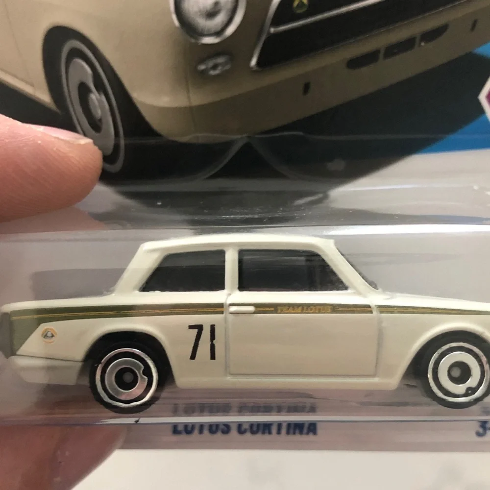 Mattel Hot Wheels Lotus Cortina - Cream